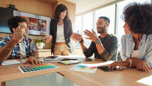 How To Start An Advertising Agency (And Make $500K/Year) - Upflip